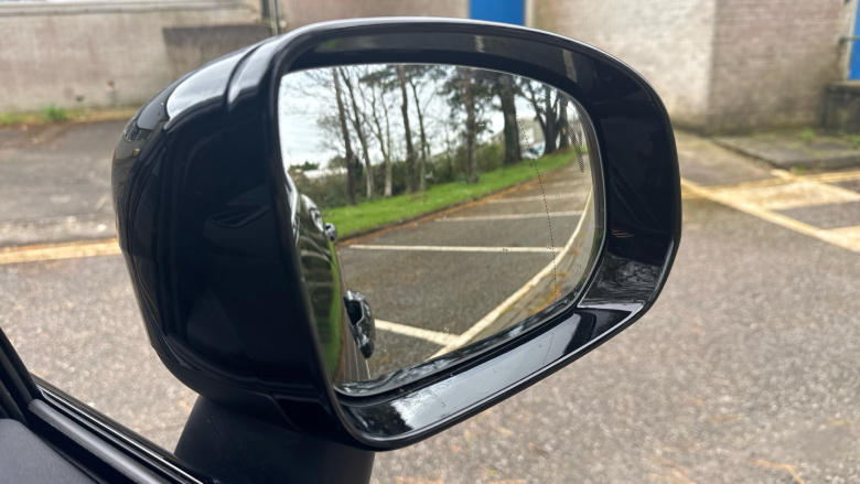 Volvo XC60 2.0 B5P Ultra Black Edition 5dr AWD Geartronic Petrol Estate